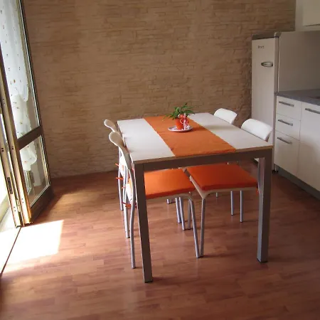 Fermi Apartamento Grado